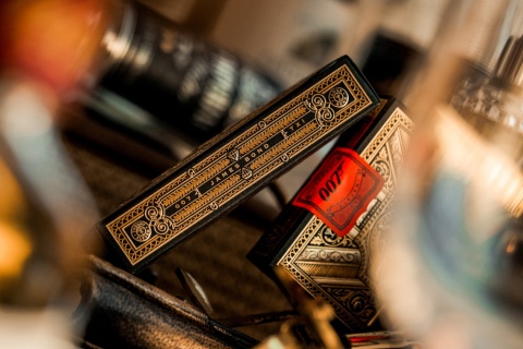 Karty James Bond 007 by Theory11